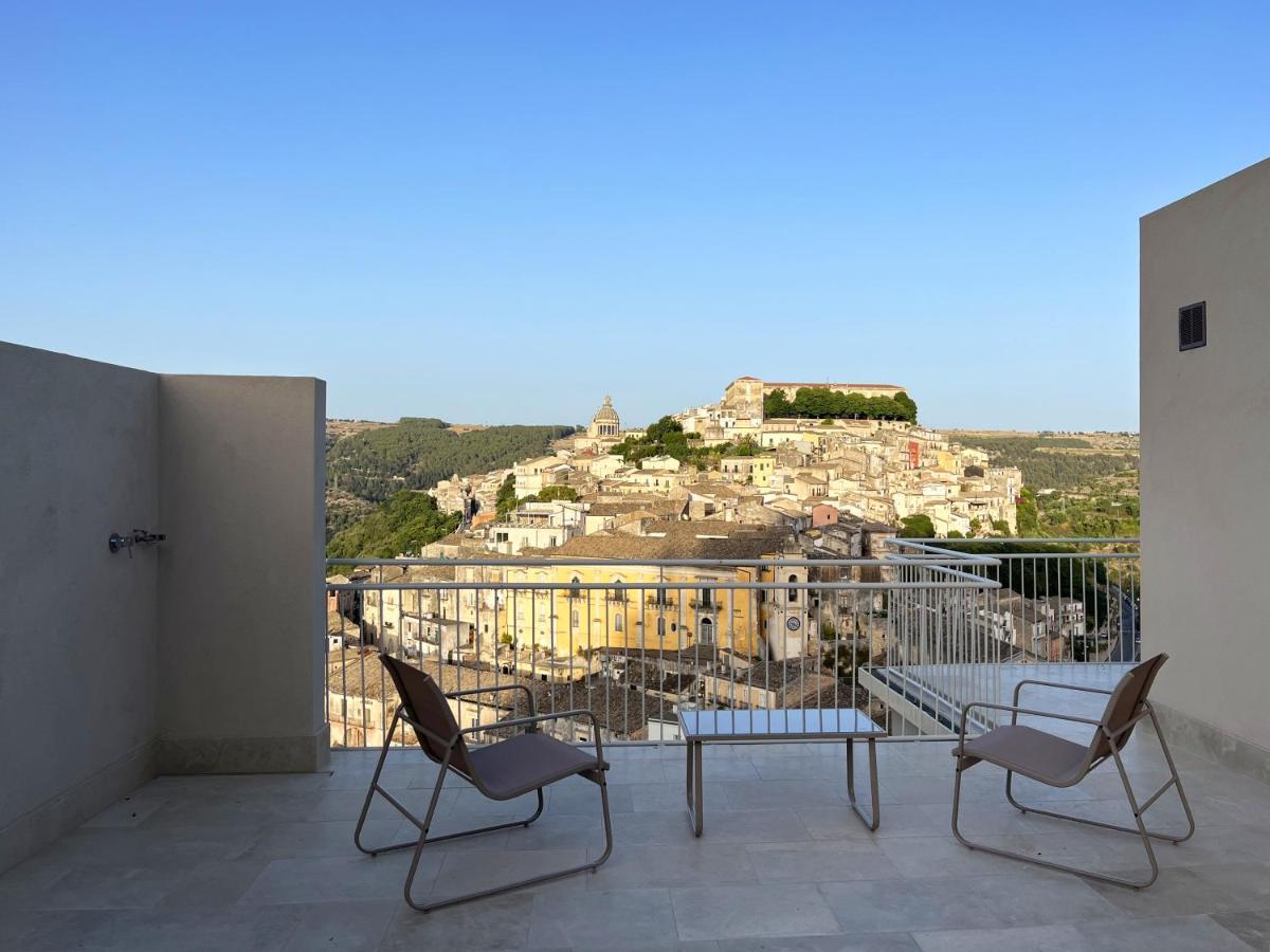 La Casa Di Irene - Suites Con Vista Ragusa Exteriör bild