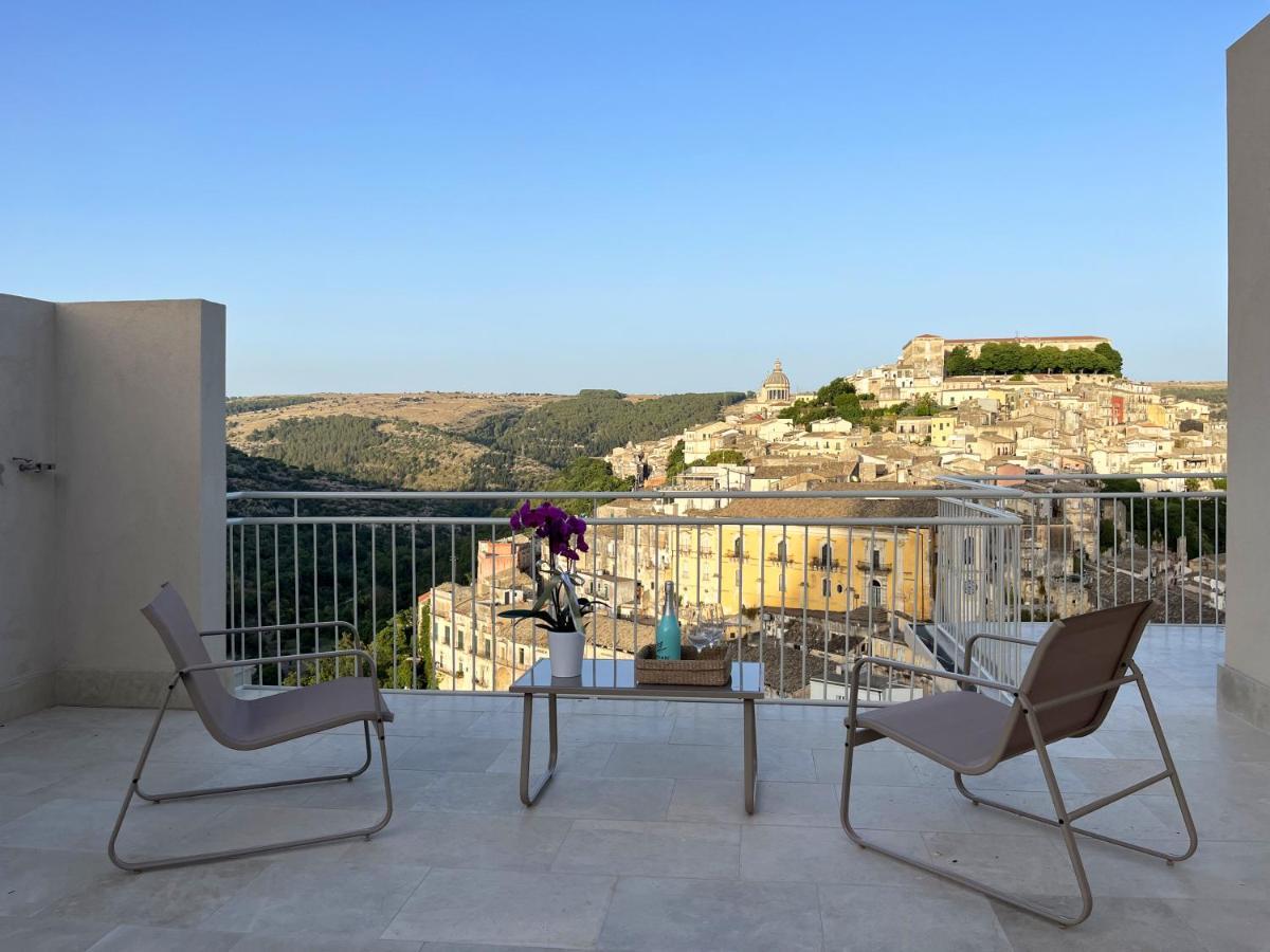 La Casa Di Irene - Suites Con Vista Ragusa Exteriör bild