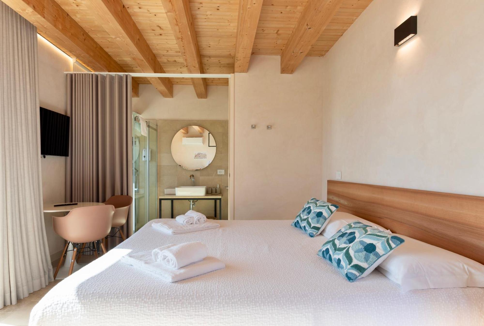 La Casa Di Irene - Suites Con Vista Ragusa Exteriör bild